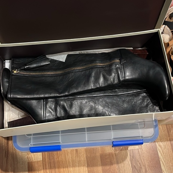 Coach Therese riding boot, size 7.5, used - like new - Picture 2 of 9